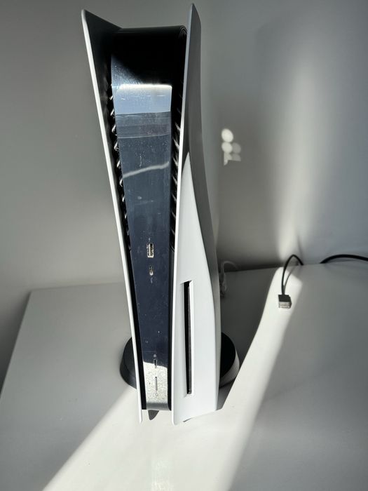 Ps5 disc edition +jocuri(inclusiv fc26)+monitor