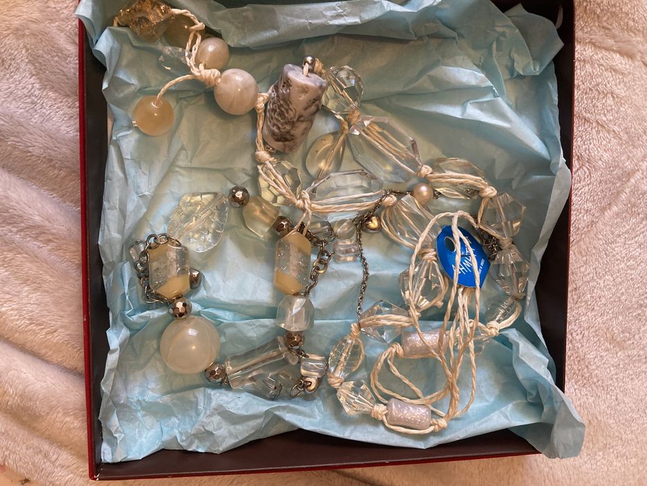 Нови бижута