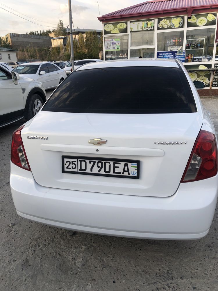 lacetti sotladi 2010 yil