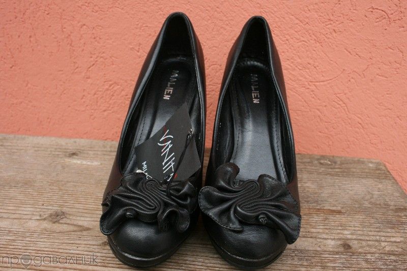 Ново! 39 номер черни елегантни обувки – внос Италия