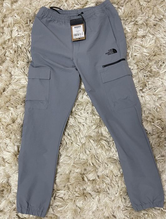 Pantaloni The North Face produs Original Nou la pret Redus