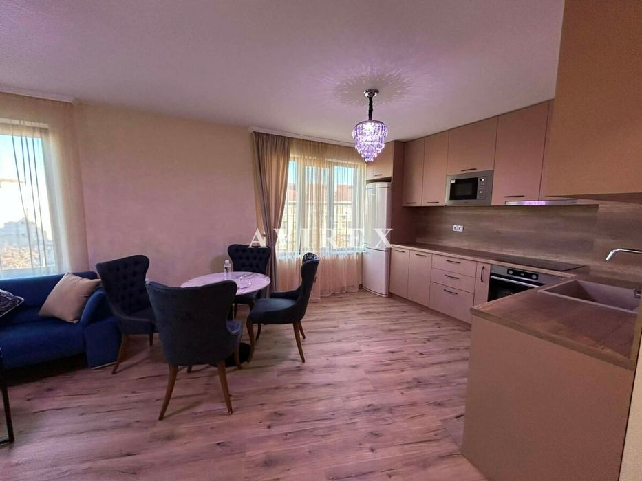 Дава се под наем Двустаен апартамент в Пловдив, Кършияка - 70 кв.м за 550 € - Снимка #4