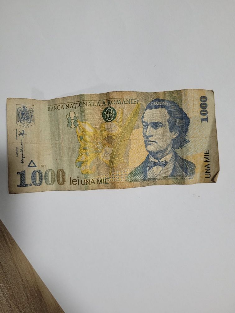 Vand monede de colecție
