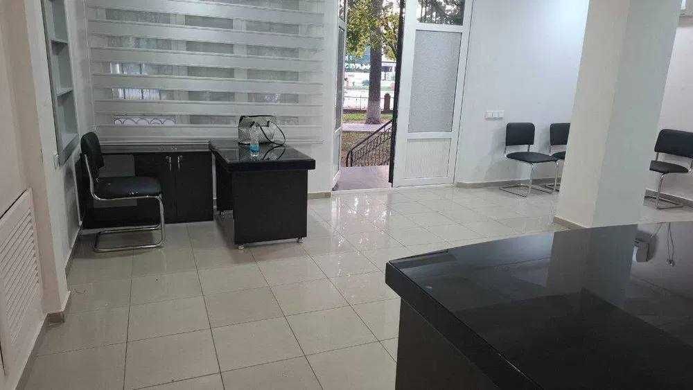 Офис 65м2 улица Афросиаб ориентир посольство Кореи