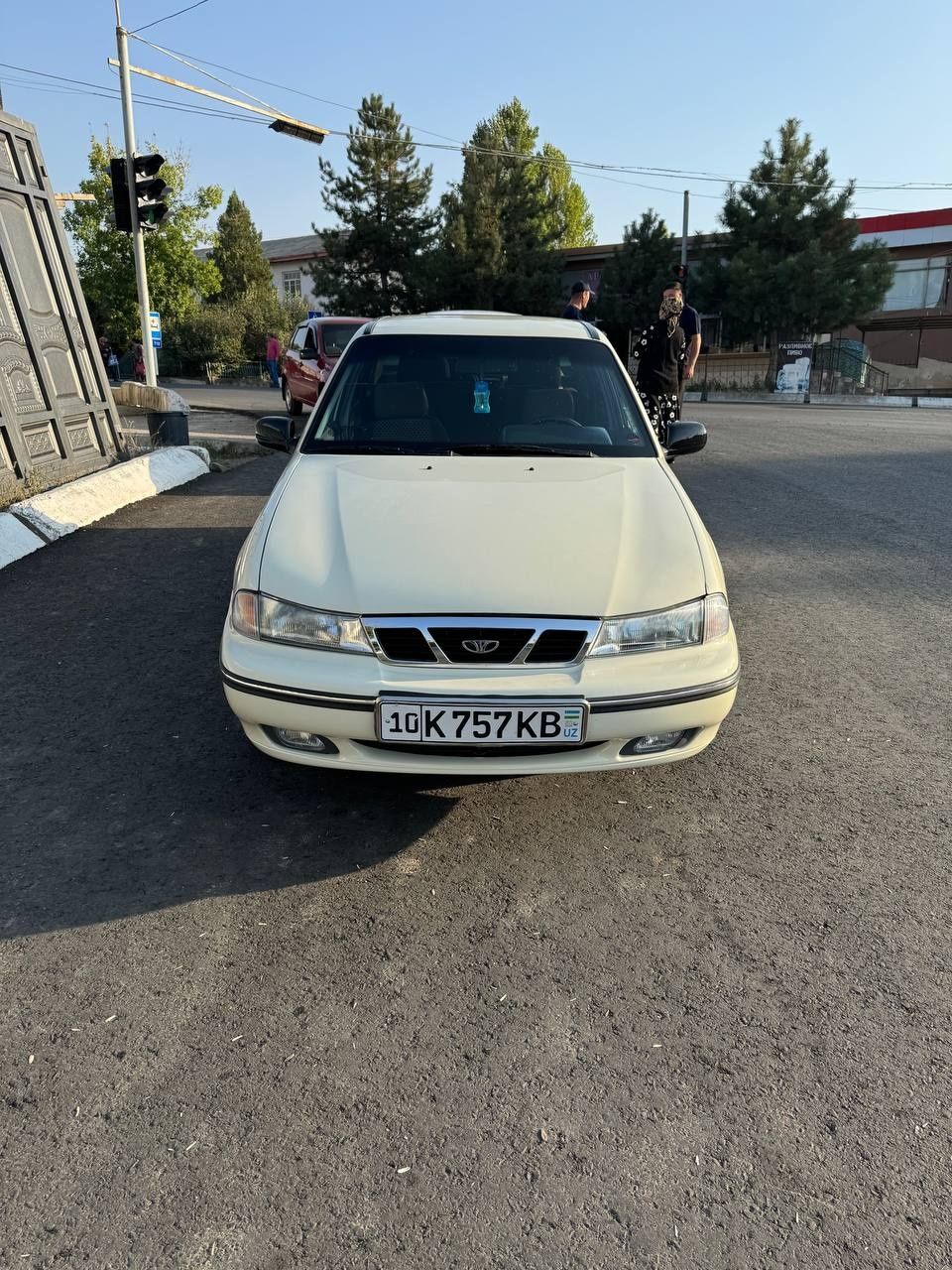 Срочна сотилади Нехиа 1 донс