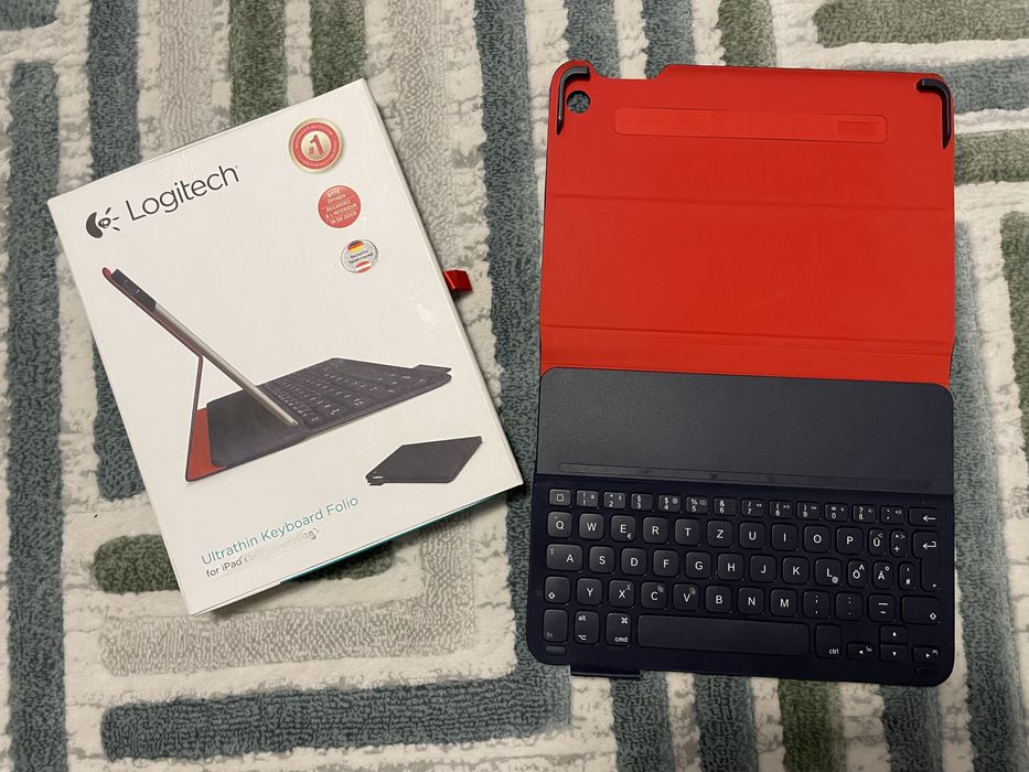 Logitech Ultrathin Keyboard Folio