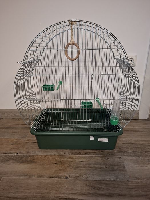 Продавам нова клетка!