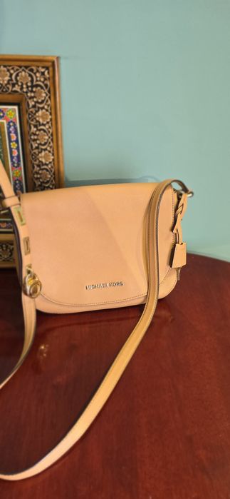 Сумка кожаная Michael Kors