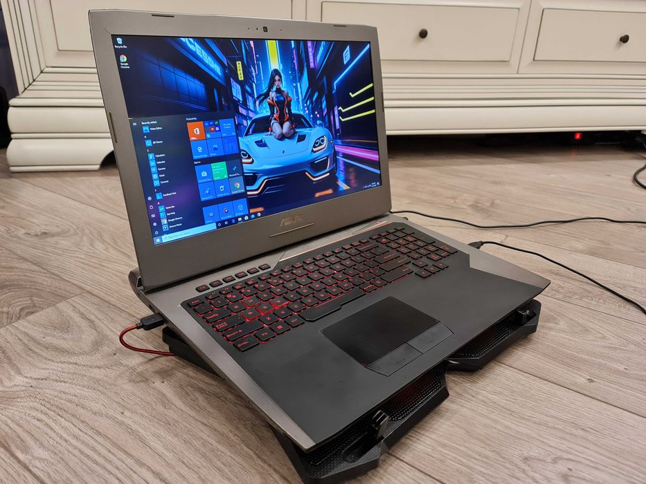laptop gaming Asus Rog 17,3, intel core i7 + cooler+ mouse+ tastatura