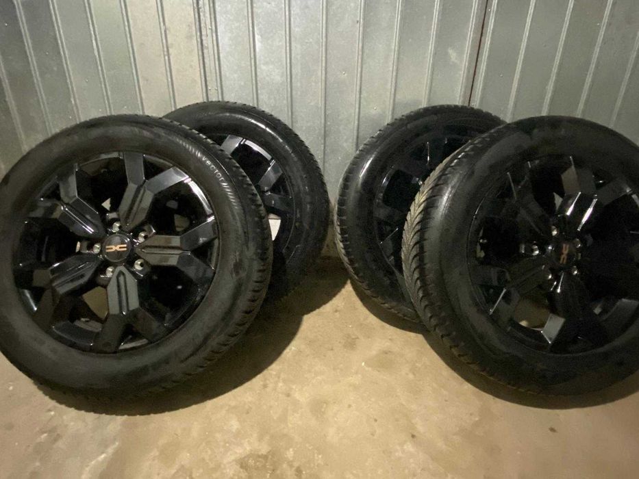Anvelope Goodyear Vector 215/60/17 - DOT Apr' 2024 - All Season