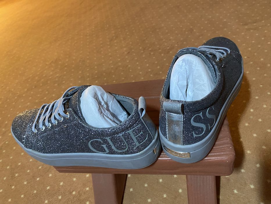 Pantofi sport guess