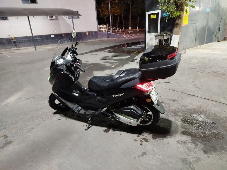 Скутер т Макс skuter t max