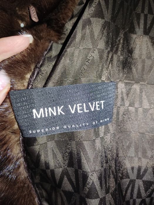 Продаю отличную норковую шубу