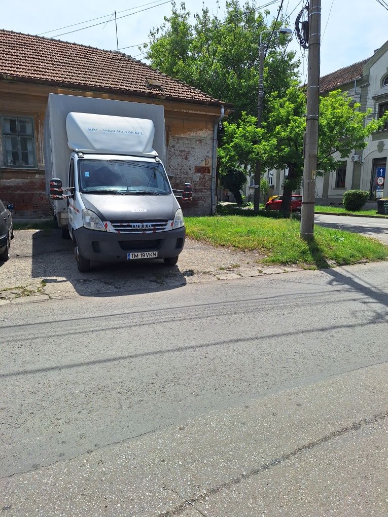 Vand autoutilitara iveco daily