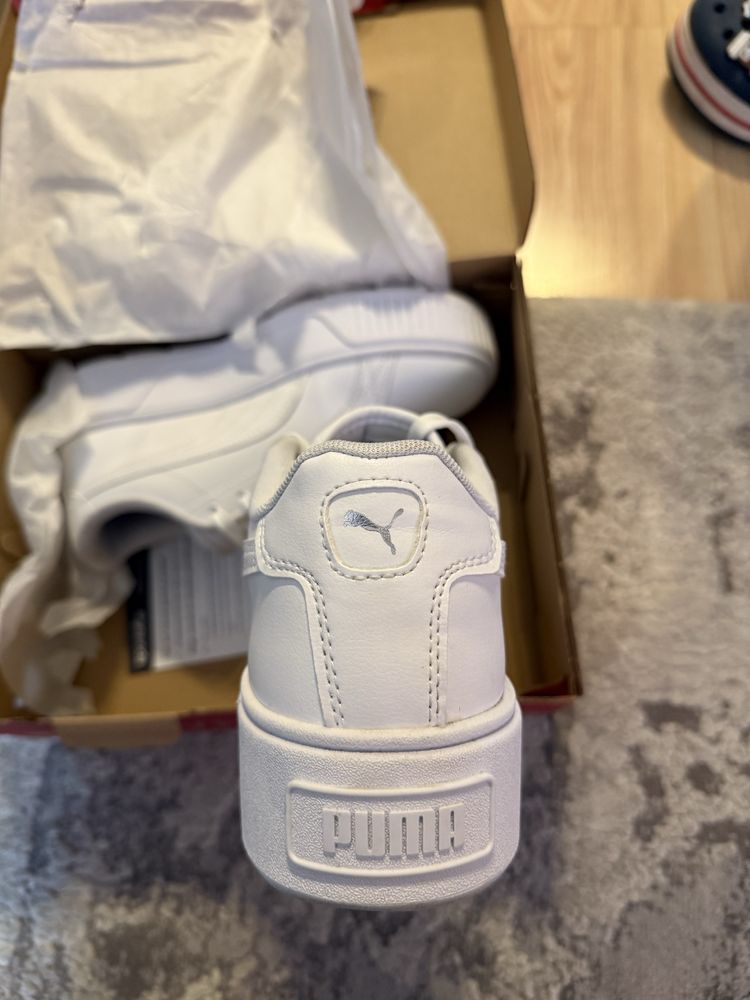 Pantofii Puma nr 38/5