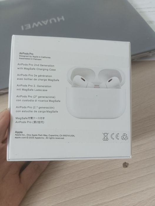 AirPods Pro 2 nd Generation with MagSafe Charging Case