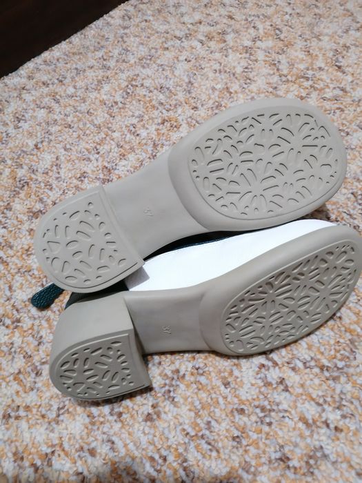 Дамски обувки, нови