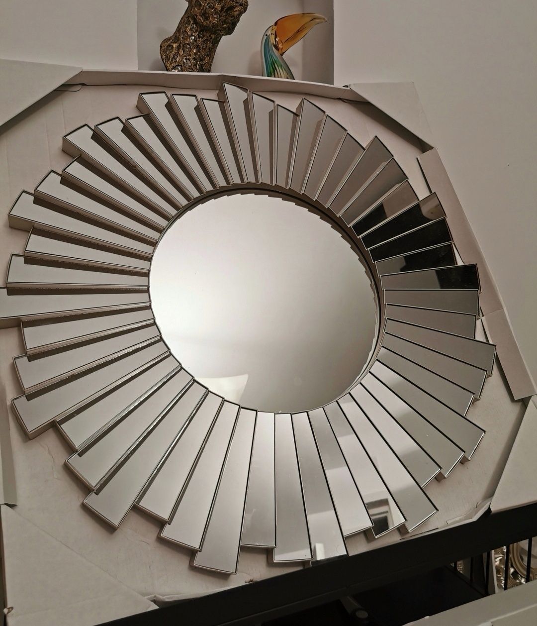 Oglinda decorativa moderna 60 cm