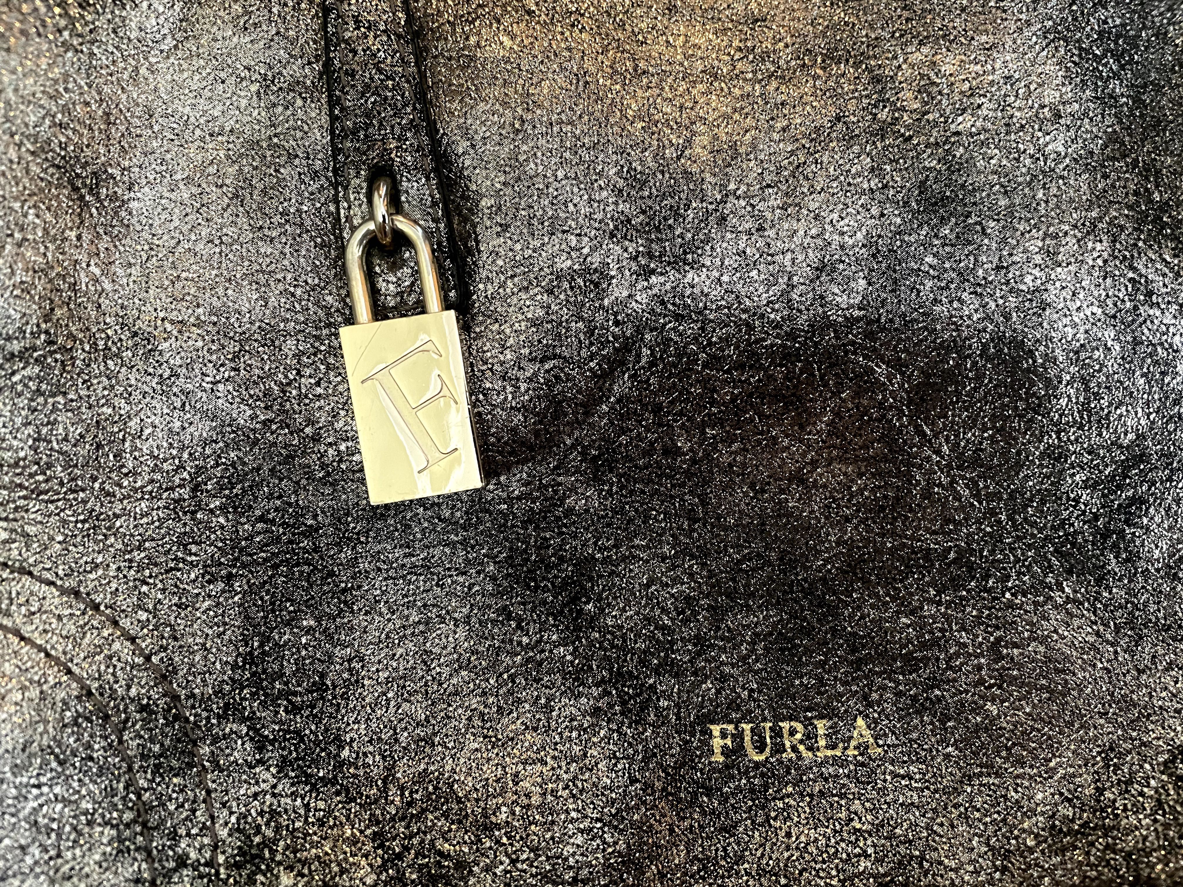 Дамска чанта Furla