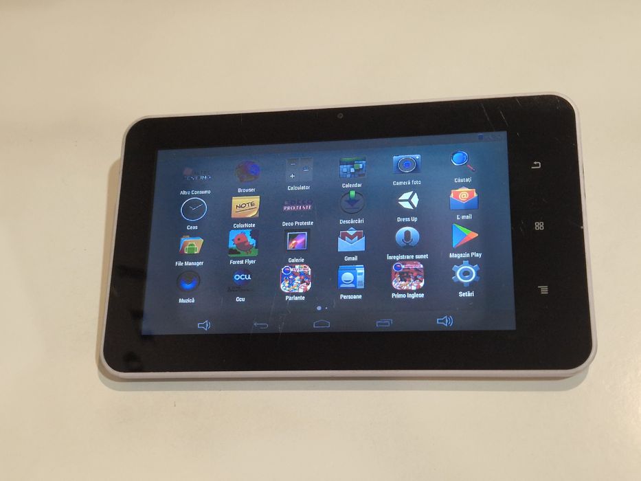 Tableta android 4.4 cu încărcător