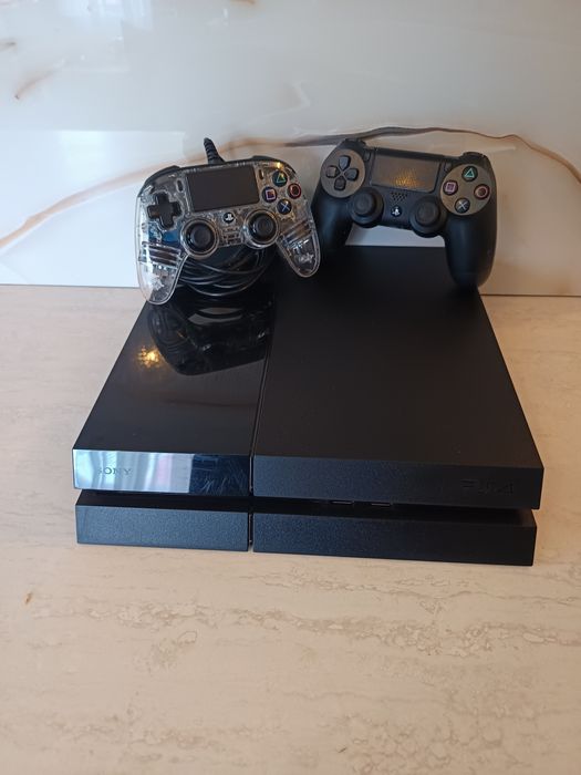 PS4/PlayStation 4 Phat Jet Black 1TB HDD cu peste 20 jocuri+2 Manete