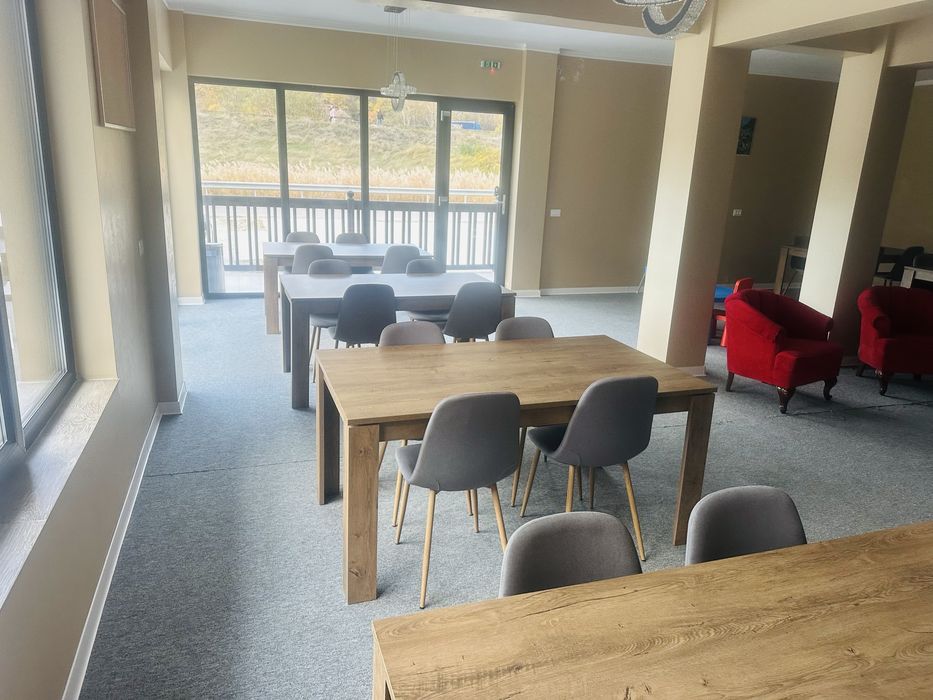 Inchiriez pensiune revelion