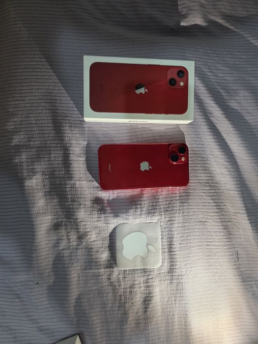 Продам Iphone 13 256gb