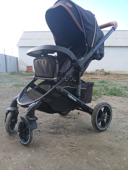 Коляска текнум в отличном состоянии
