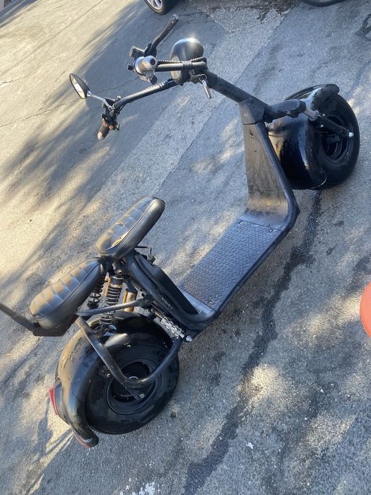 Vand scuter electric harley