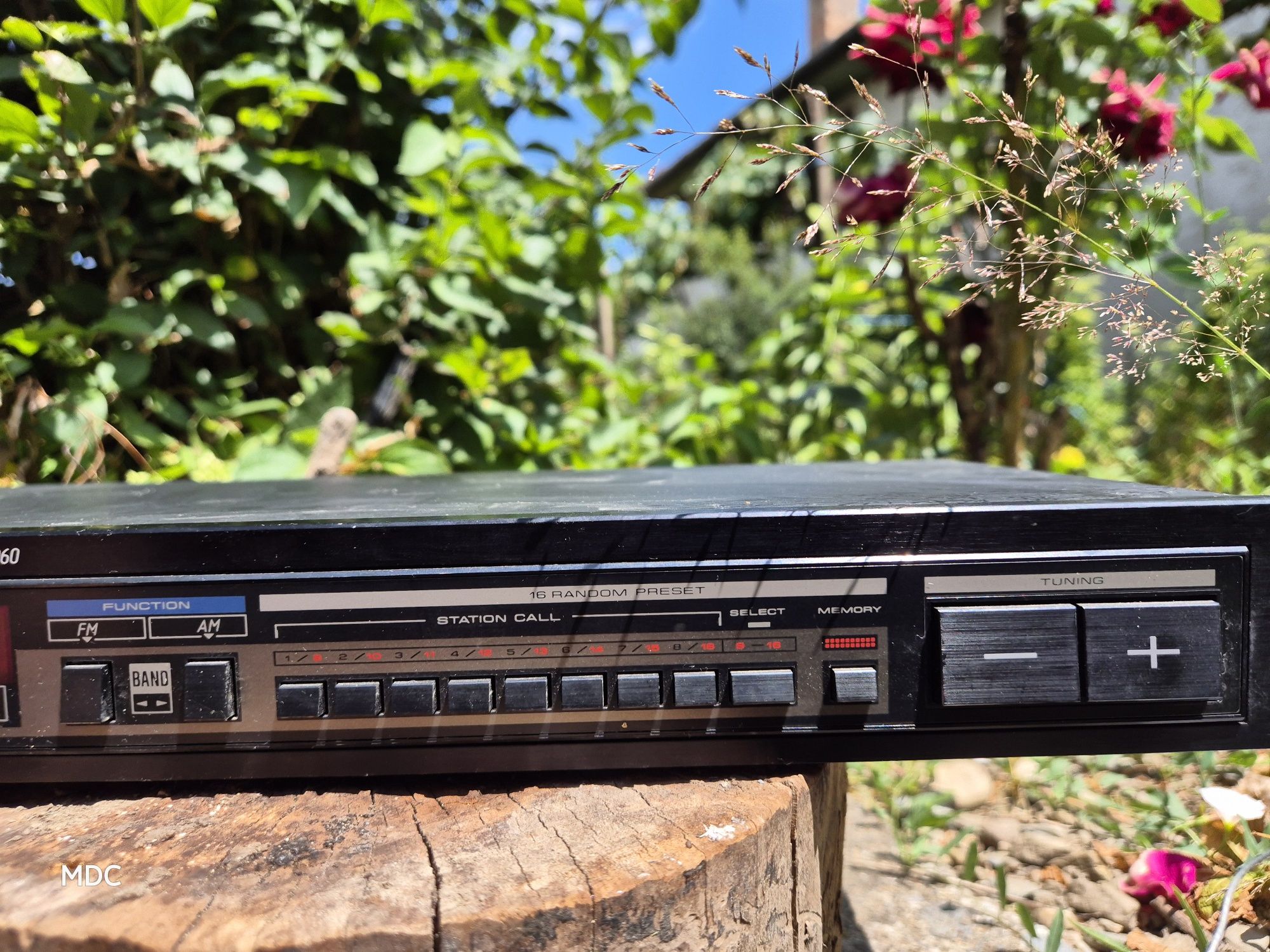 Vând tuner digital stereo Pioneer tx 1060