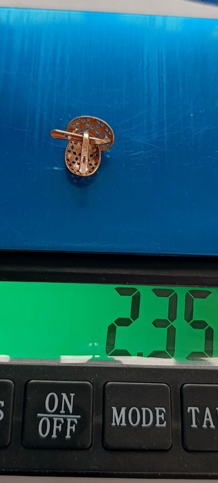 Золотые серги завод, проба 585, вес2,35