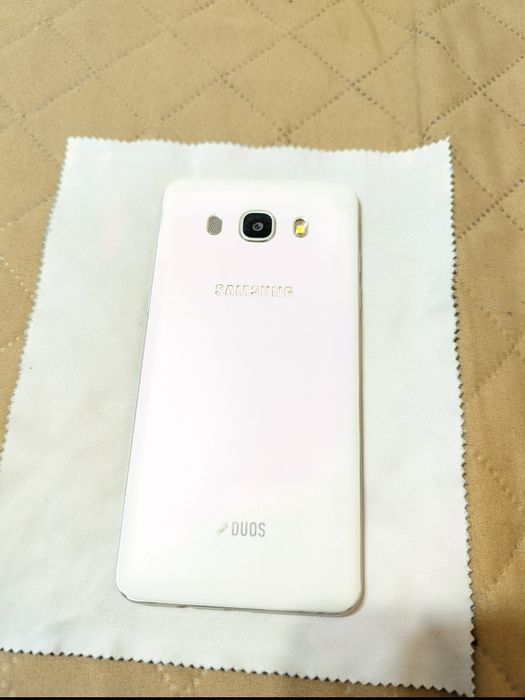 Samsung Galaxy J5 2016 отличен коментар