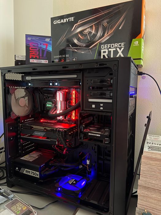 Pc gaming RTX 2080 32gb Ram i7 8086k limited edition Full Tower 1tb