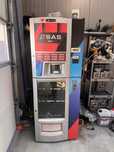 Automat frigider cafea sucuri/snacks