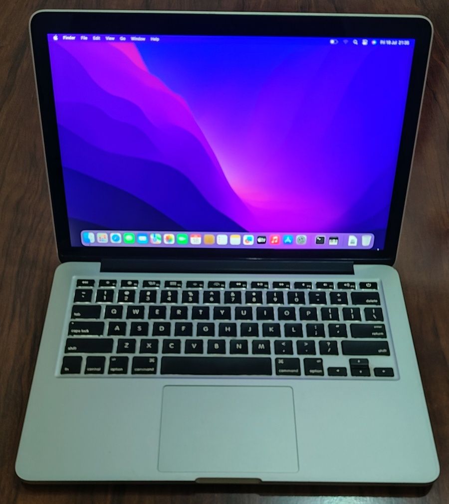 Macbook Pro Sotiladi