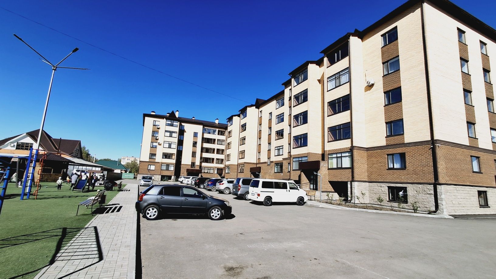 Продам 2 комнатную кв. Новый ЖК центр города