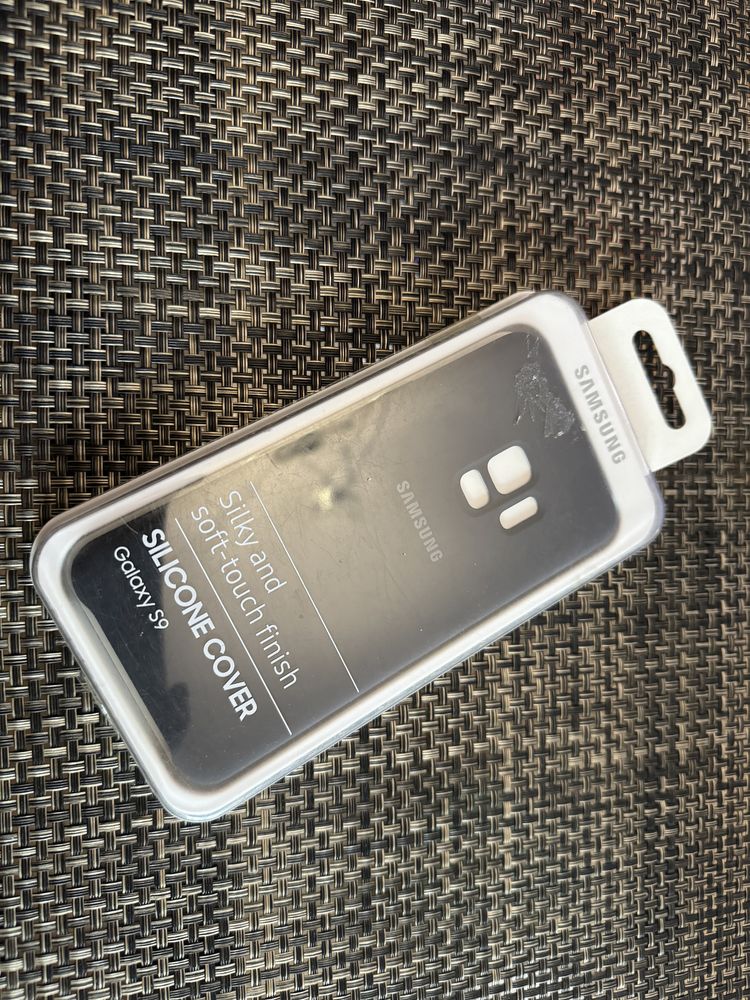 Калъфчета и протектор за Samsung Galaxy S9, S9Plus и A80
