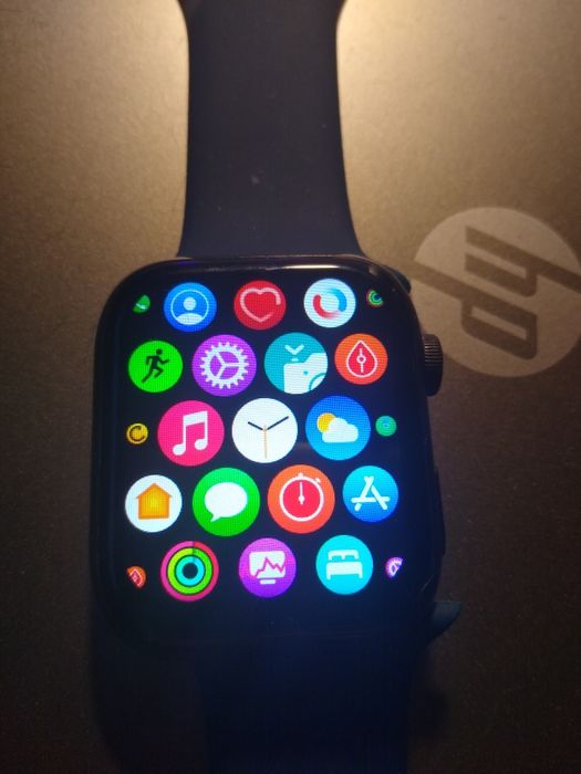 Смарт часовник със зарядно