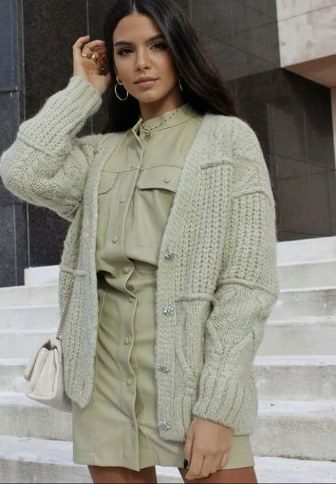 Жилетка с копчета - бижу ZARA