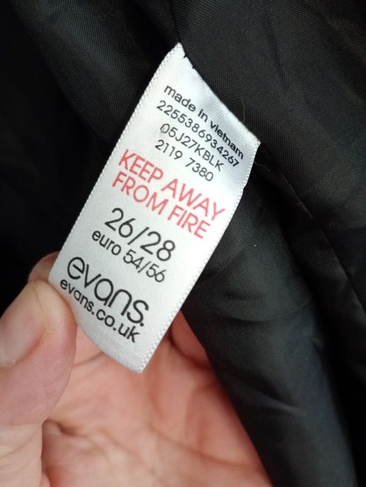 Palton Evans mărimea 54 56