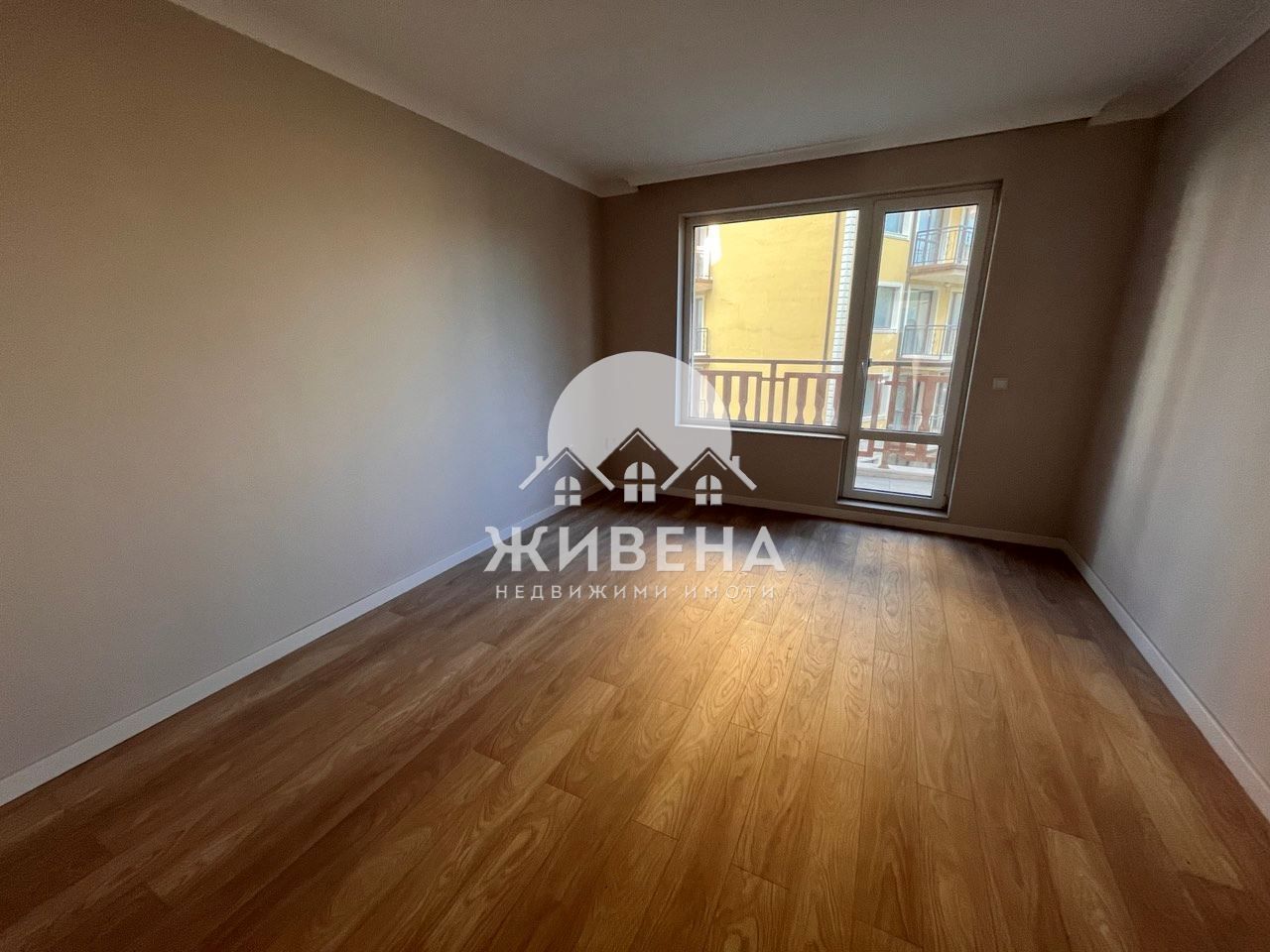 Продава се Двустаен апартамент в к.к. Св.Св. Константин и Елена - 78 кв.м за 2255 €/кв.м - Снимка #6