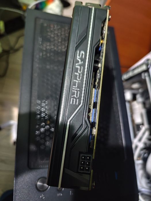 Vând rx 570 4gb impecabil de un ventilator