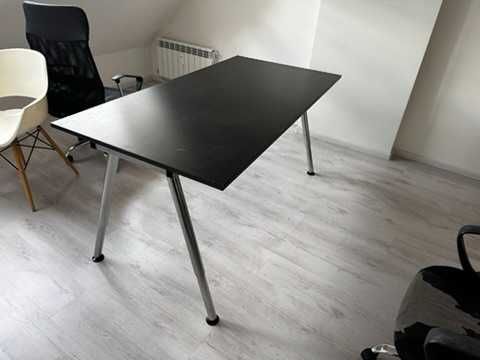 Офис бюро IKEA GALANT, 160×80 см, регулируема височина – 70 лв.