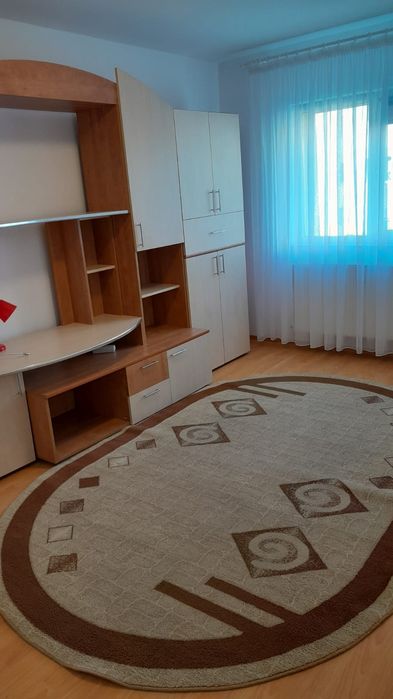 Inchiriez apartament 2 camere