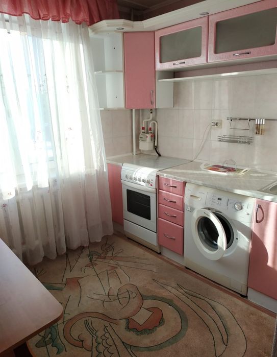 Сдам 1 ком квартиру в районе Достык молла