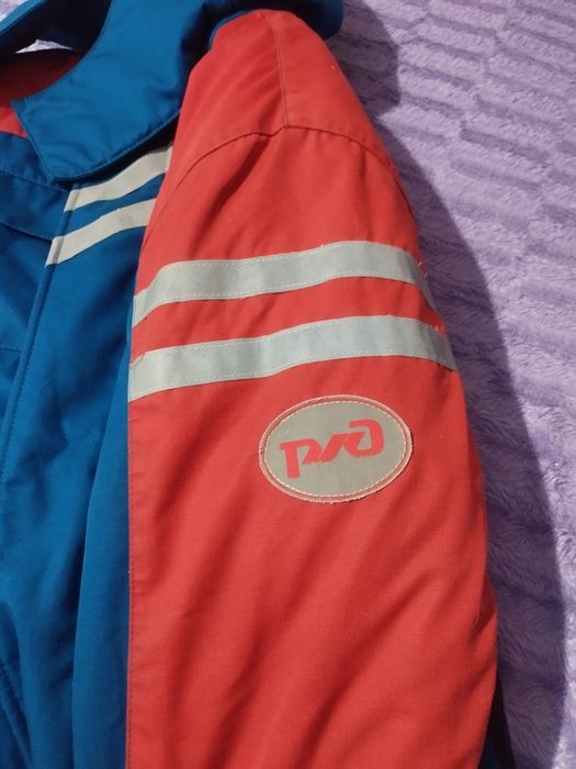 Продам мужскую зимнюю рабочую куртку ОЧЕНЬ ТЕПЛУЮ