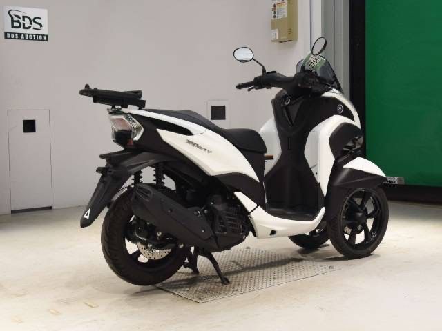 YAMAHA Tricity 125