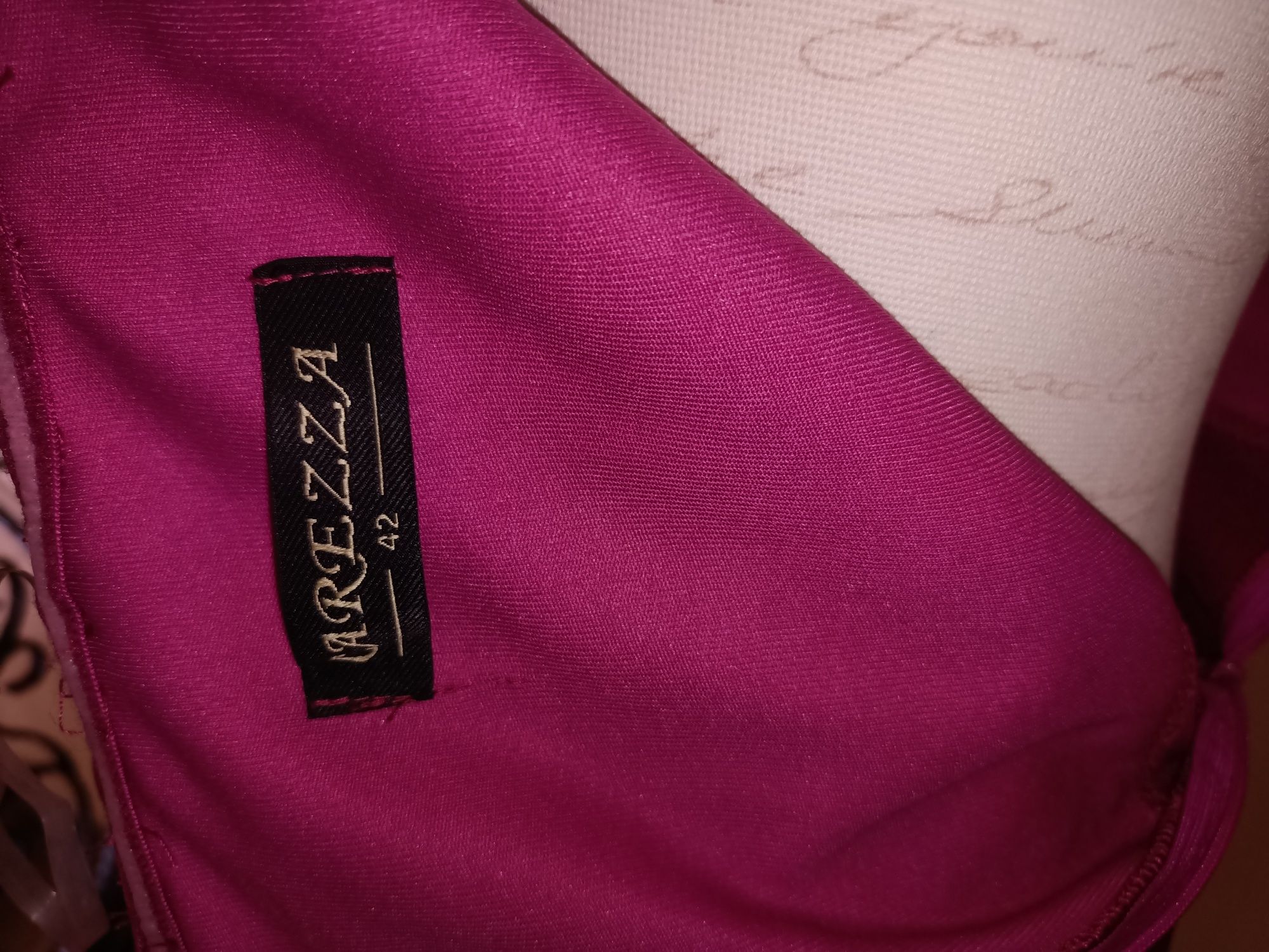 Rochie de nuntă, roz
