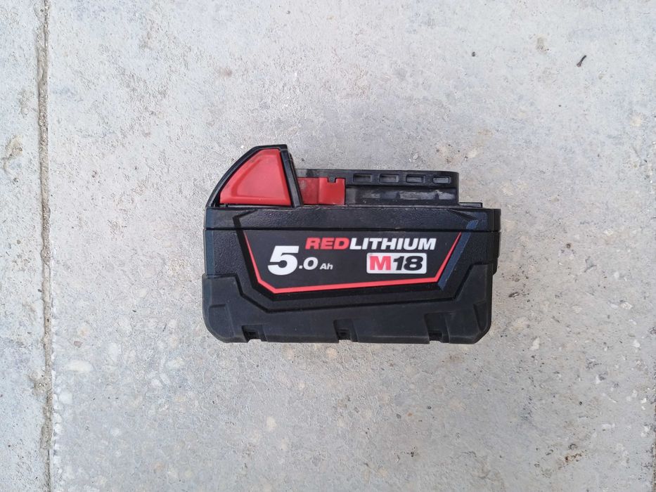 Батерия Milwaukee M18B5