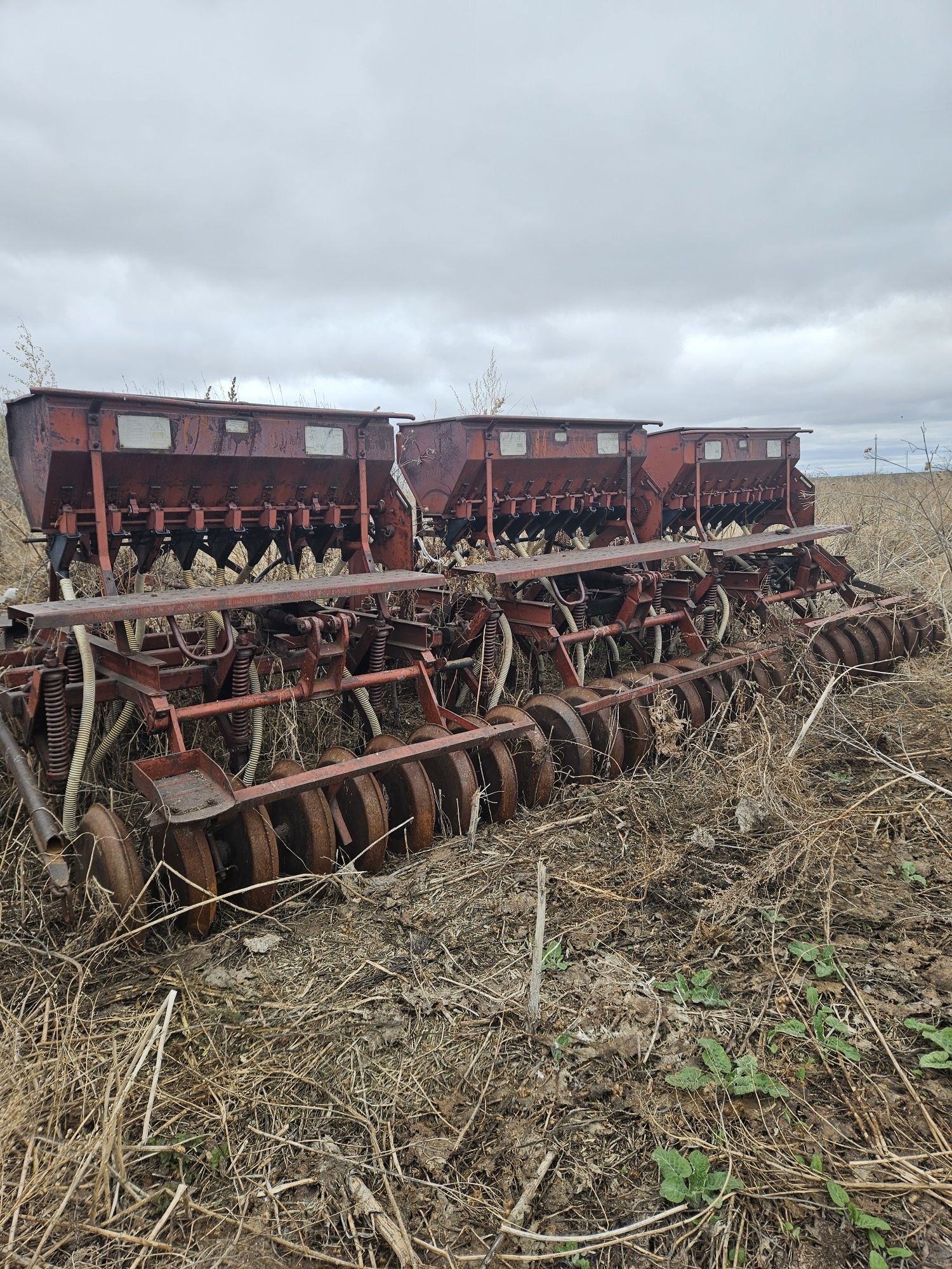 Продам сеялки СЗС-2